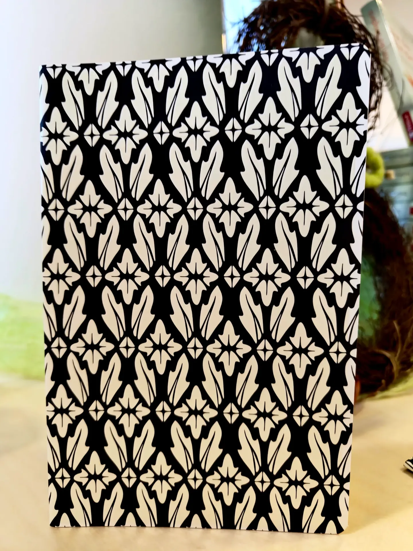 Notizheft - Kirchenfenster schwarz